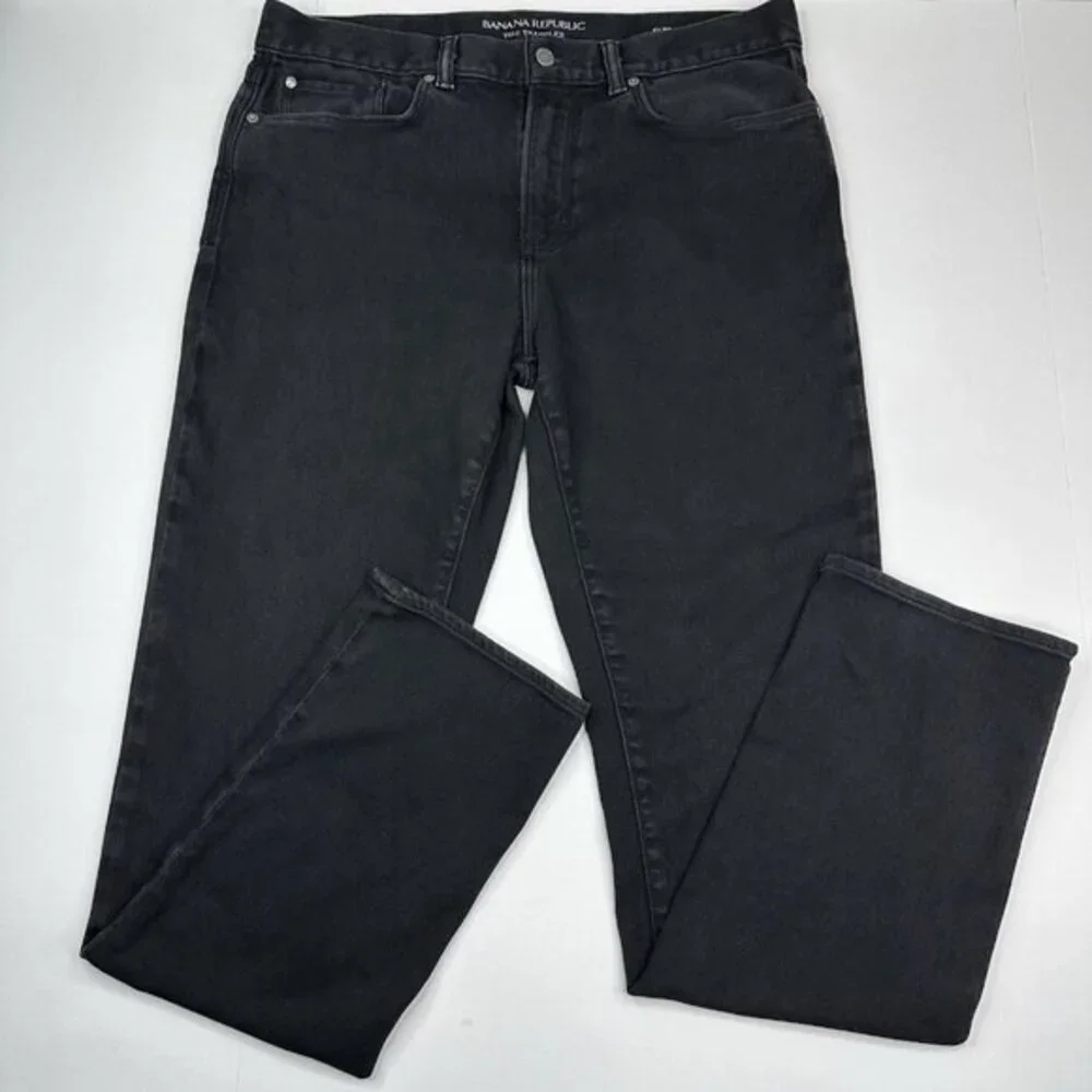 Banana Republic The Traveler Slim Fit Jean Mens 36-38X34‎ Black Stretch Denim